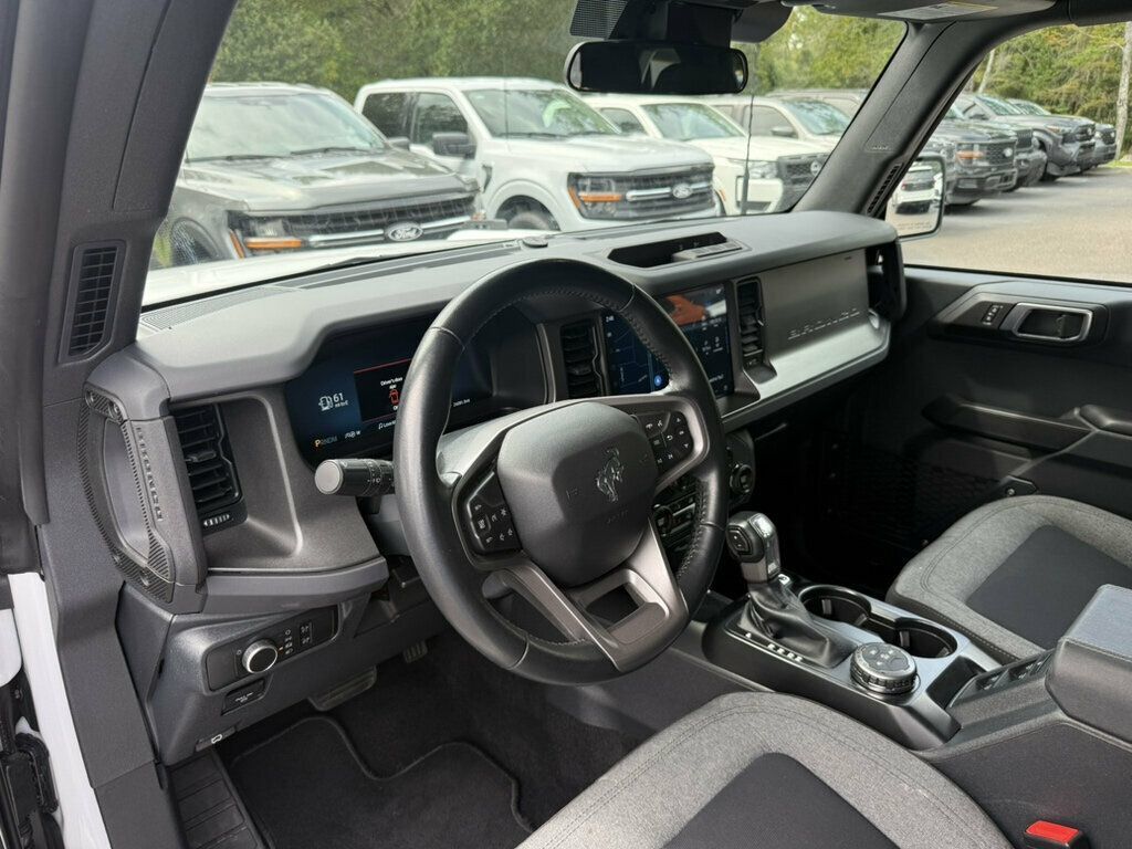 Used 2025 Ford Bronco Big Bend AWD/4WD image 3