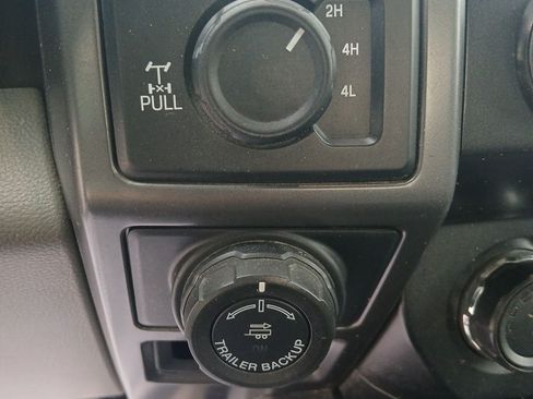 Used 2020 Ford F150 XLT w/ Trailer Tow Package AWD/4WD image 11