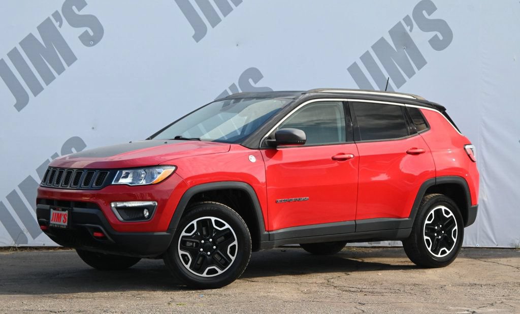 Used 2017 Jeep Compass Trailhawk w/ Leather Interior Group AWD/4WD image 1