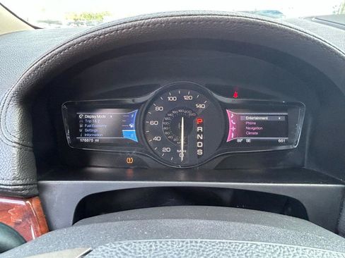Used 2013 Lincoln MKX AWD image 22