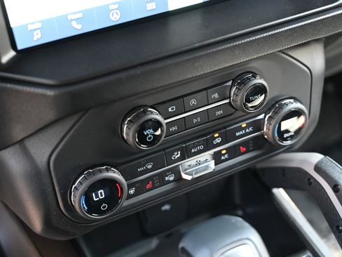 Used 2021 Ford Bronco First Edition AWD/4WD image 23
