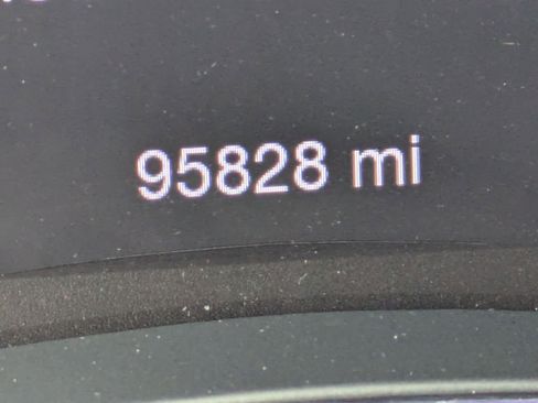 Used 2018 Jeep Grand Cherokee Limited image 35