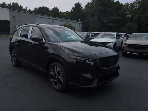 New 2026 MAZDA CX-5 Preferred AWD/4WD image 2
