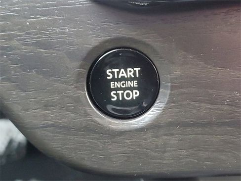 Certified 2025 Nissan Murano SL image 15