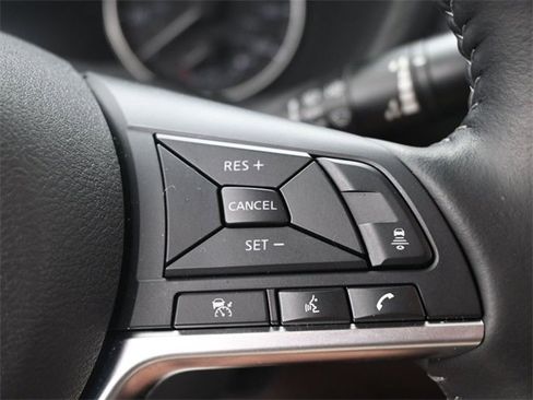 Used 2025 Nissan Sentra SV w/ All-Weather Package image 18