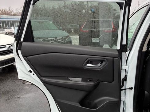 Used 2026 Nissan Rogue SV w/ Cold Weather Package image 46