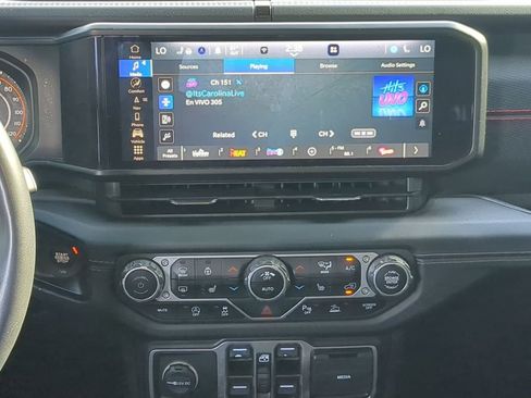 Used 2024 Jeep Wrangler Unlimited Rubicon image 16