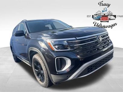 New 2026 Volkswagen Atlas Peak Edition