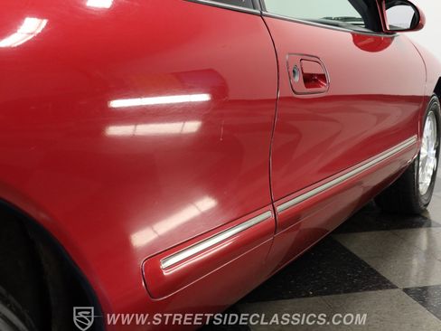 Used 1993 Lincoln Mark VIII image 26