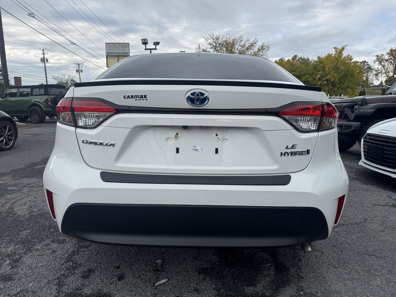 Used 2023 Toyota Corolla LE w/ LE Convenience Package FWD image 7