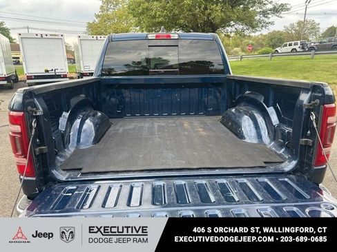 Used 2023 RAM 1500 Laramie AWD/4WD image 7
