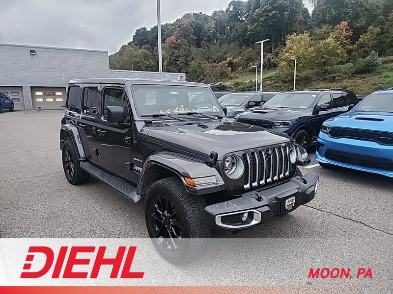 Used 2021 Jeep Wrangler Unlimited Sahara w/ Cold Weather Group AWD/4WD image 1