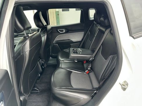 Certified 2023 Jeep Compass Latitude AWD/4WD image 22