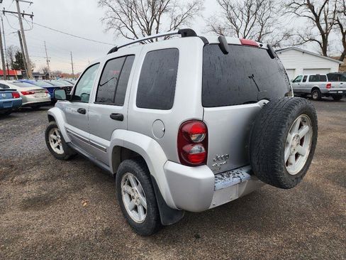 Used 2006 Jeep Liberty Limited image 7