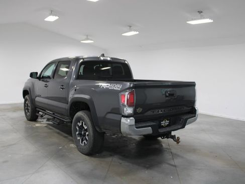 Used 2021 Toyota Tacoma TRD Off-Road image 7