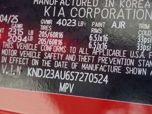 Certified 2025 Kia Soul LX w/ LX Technology Package image 48