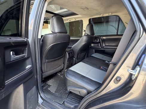 Used 2016 Toyota 4Runner SR5 Premium AWD/4WD image 31