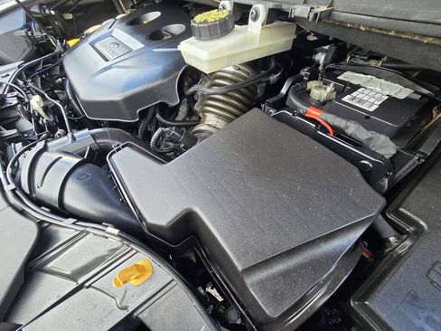 Used 2015 Ford Escape SE FWD image 25