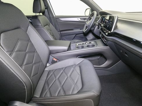 New 2026 Volkswagen Atlas Cross Sport SE AWD/4WD image 15