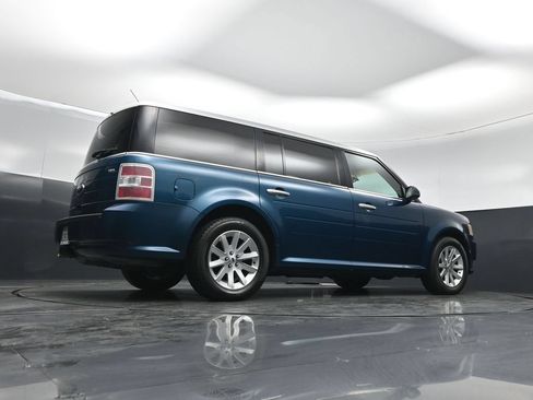 Used 2011 Ford Flex SEL FWD image 44