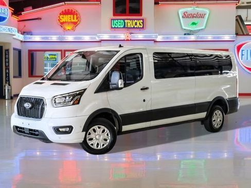 Used 2023 Ford Transit 350 XLT image 2