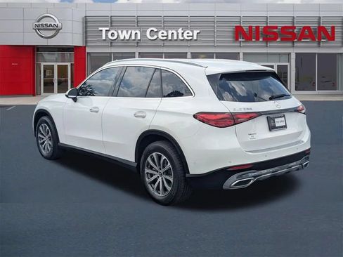 Used 2023 Mercedes-Benz GLC 300 image 5