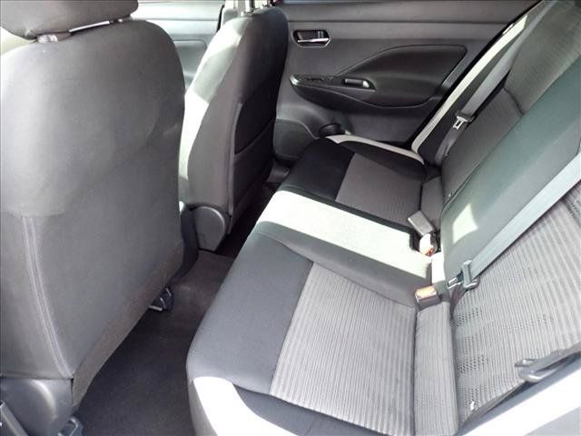 Used 2021 Nissan Versa SV FWD image 8