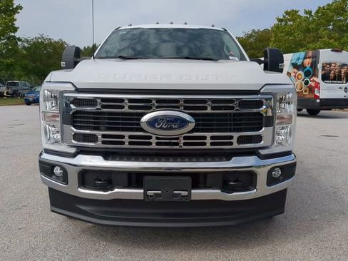 New 2025 Ford F350 XL w/ XL Chrome Package image 8