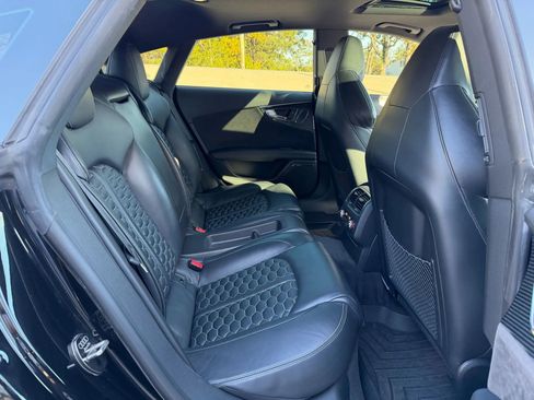 Used 2016 Audi RS 7 Prestige w/ RS 7 Dynamic Package image 45