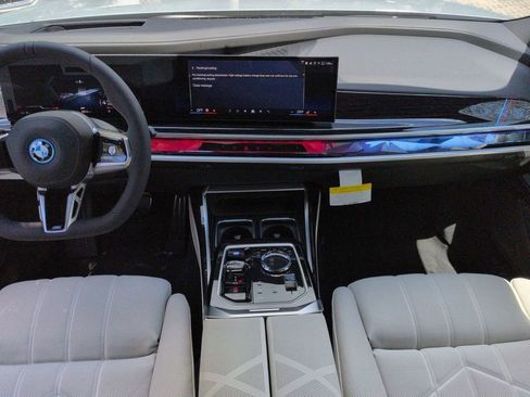 New 2026 BMW i7 eDrive50 w/ M Sport Package image 15