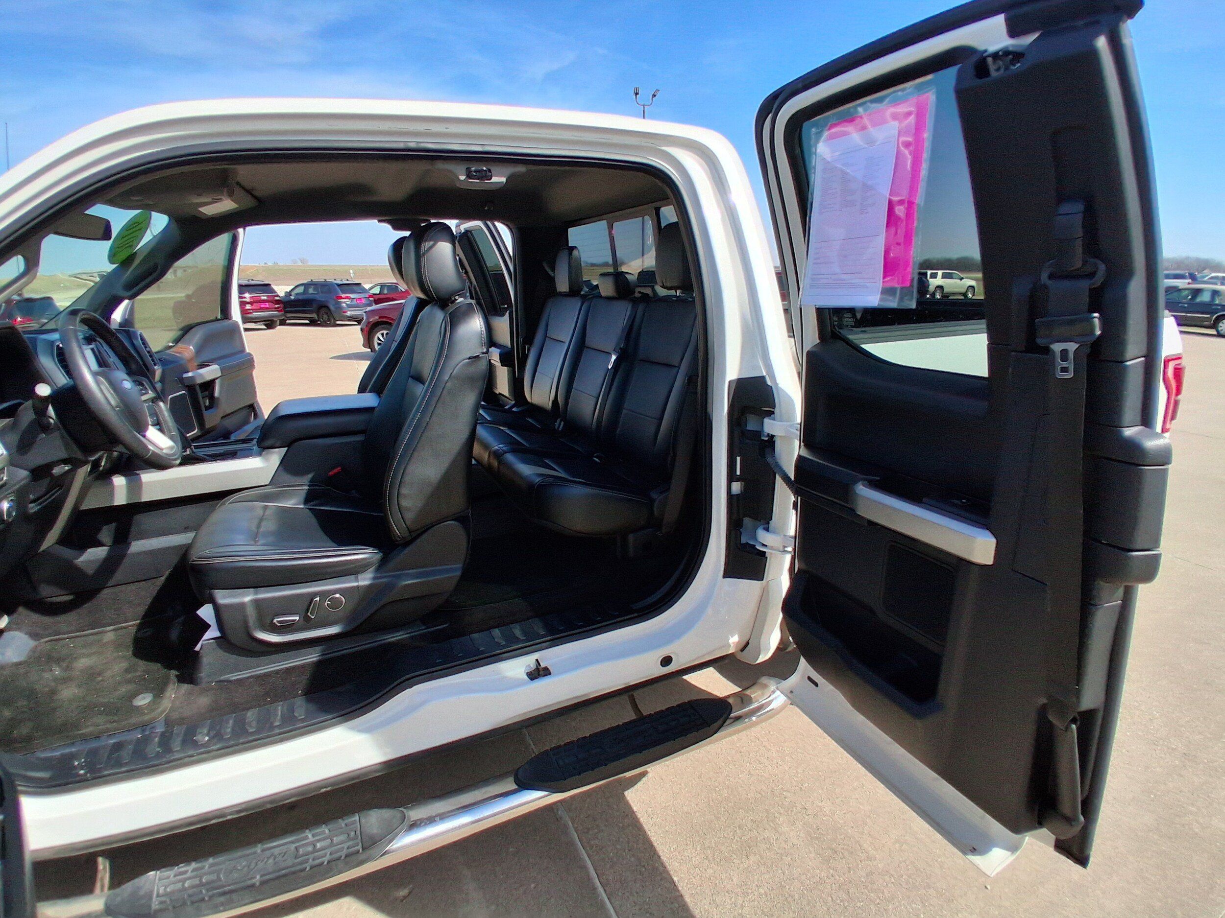 Used 2016 Ford F150 Lariat w/ Equipment Group 501A Mid AWD/4WD image 13