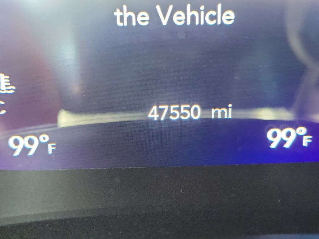 Used 2024 Chrysler Pacifica Touring-L FWD image 21