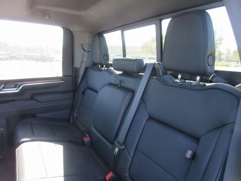 New 2026 GMC Sierra 2500 Denali w/ Denali Reserve Package image 16