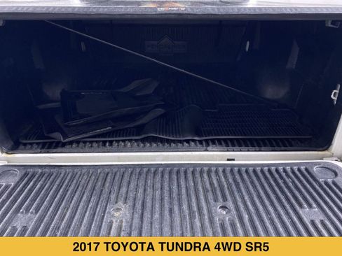 Used 2017 Toyota Tundra SR5 w/ SR5 Upgrade Package AWD/4WD image 12