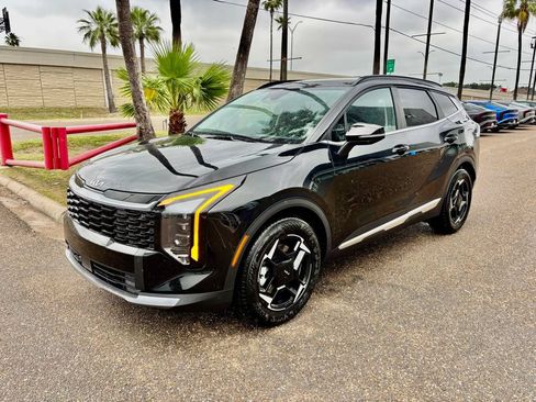New 2026 Kia Sportage SX FWD image 3