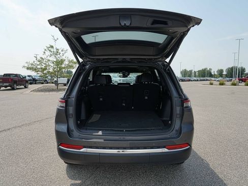 Used 2024 Jeep Grand Cherokee Limited 4xe AWD/4WD image 14