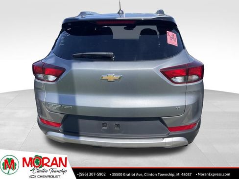 Used 2025 Chevrolet TrailBlazer LT AWD/4WD image 5