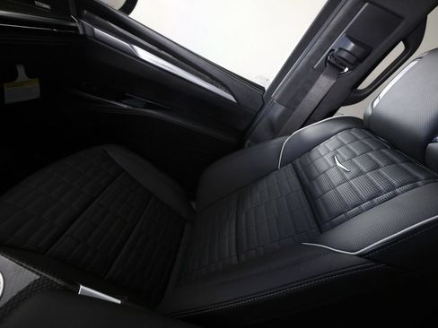 Used 2026 Cadillac Escalade V AWD/4WD image 38
