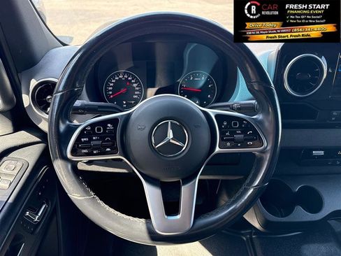 Used 2024 Mercedes-Benz Sprinter 2500 image 25