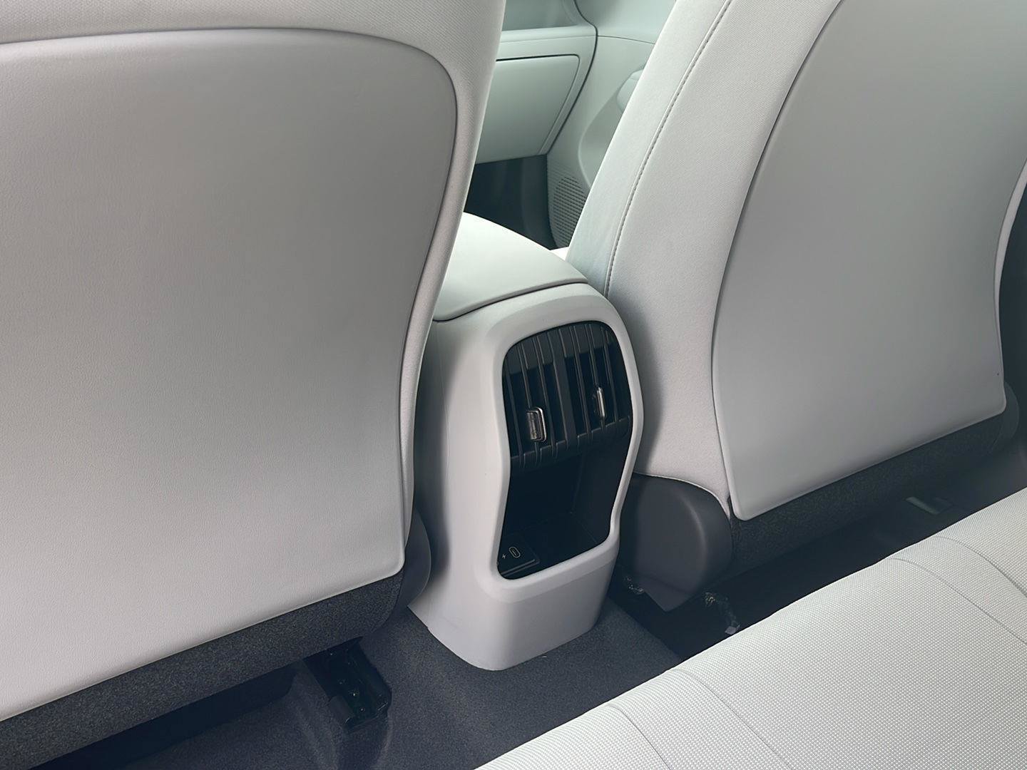 New 2026 Hyundai Kona SEL Sport AWD/4WD image 17