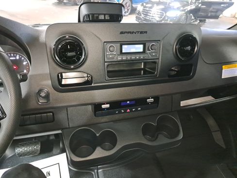 New 2026 Mercedes-Benz Sprinter 2500 image 17