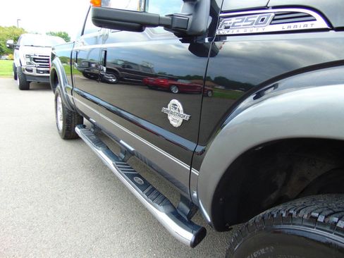 Used 2011 Ford F250 Lariat w/ Lariat Interior Pkg AWD/4WD image 67