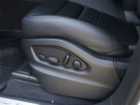 Certified 2024 Porsche Cayenne S image 17