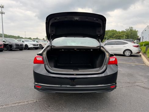 Used 2022 Chevrolet Malibu LS FWD image 7