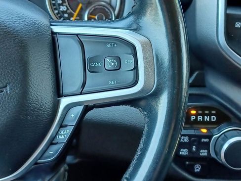 Used 2019 RAM 1500 Big Horn AWD/4WD image 16