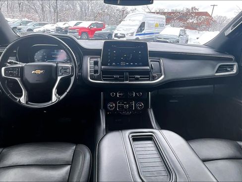 Used 2023 Chevrolet Suburban LT image 21