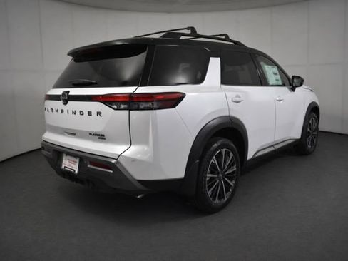 New 2026 Nissan Pathfinder Platinum AWD/4WD image 4