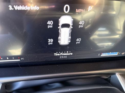 New 2025 Jeep Wagoneer Series II image 15