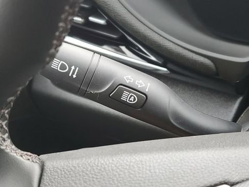 Used 2024 Buick Envista Sport Touring w/ Convenience I Package image 13