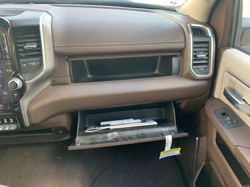 Used 2026 RAM 2500 Laramie AWD/4WD image 17